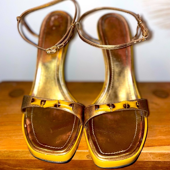 VINTAGE GOLD BAMBOO CASADEI HIGH HEELS SZ 9 - Picture 6 of 10